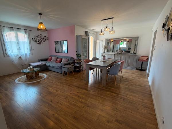 Maison à vendre 4 pièces VIAS