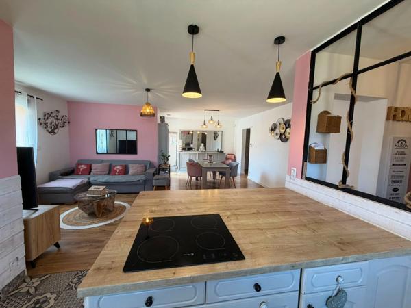 Maison à vendre 4 pièces VIAS