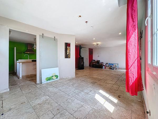 Maison à ORANGE d'environ 76m²