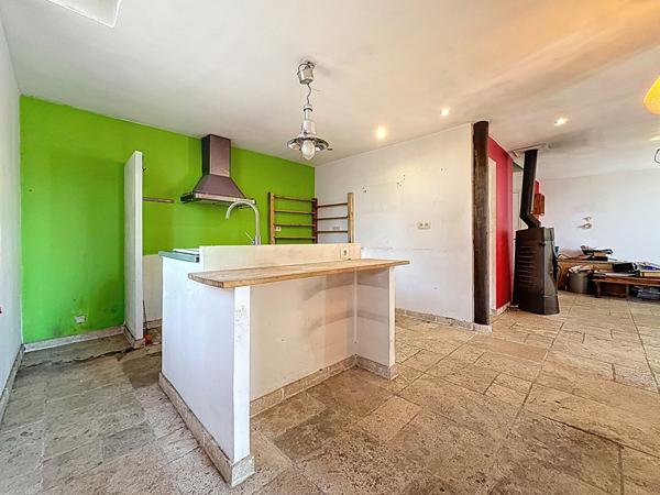 Maison à ORANGE d'environ 76m²