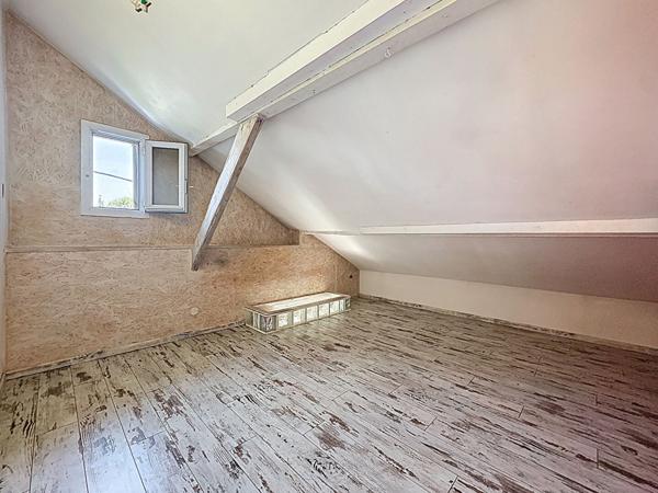 Maison à ORANGE d'environ 76m²