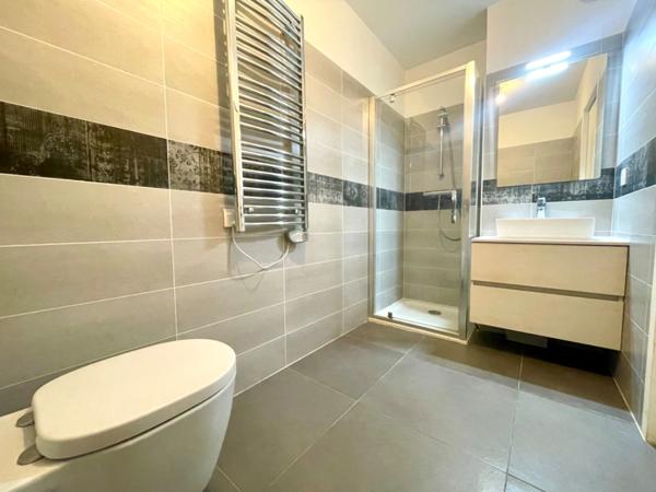 ✨ Appartement 2 pièces avec jardin, grande terrasse et parking – Résidence de standing avec piscine – Antibes