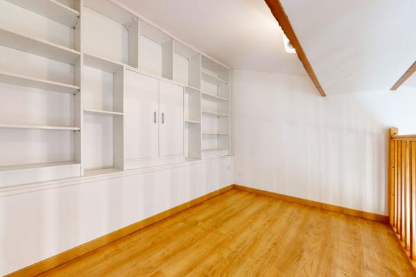 Maison
         3 pièces
        - 90 m² Exclusivité 229 000 € *