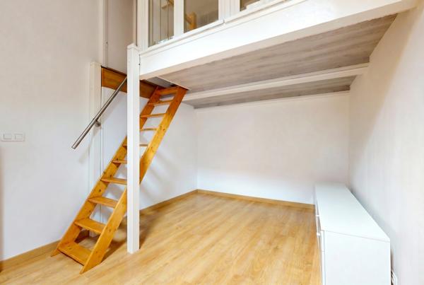 Maison
         3 pièces
        - 90 m² Exclusivité 229 000 € *