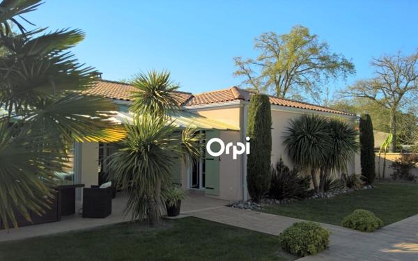 Maison à vendre    6 pièces •  Étaules