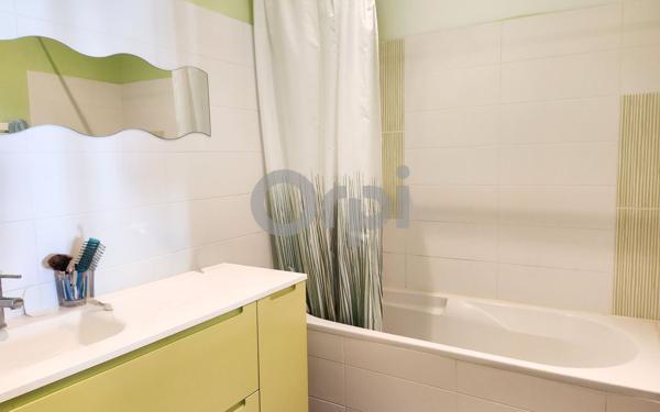 Maison à vendre    5 pièces •  La Rochelle