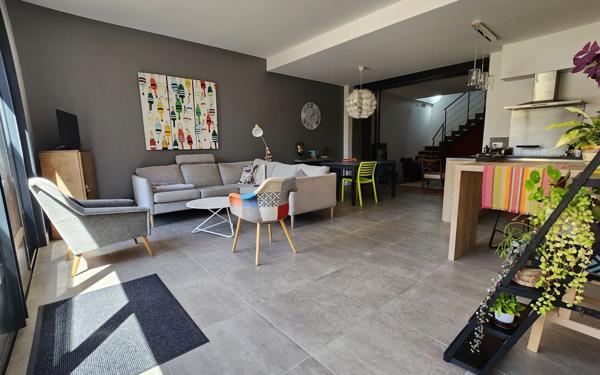 Maison à vendre    5 pièces •  La Rochelle