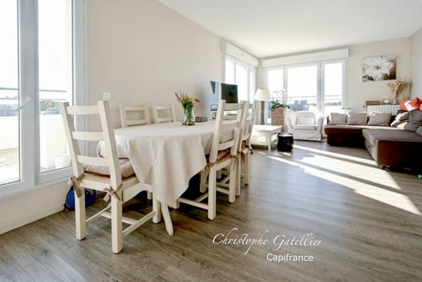 Dpt Yvelines (78), à vendre TRAPPES appartement T5 (4 chambres - 2 salles de bains) de 106,59 m² et terrasse 93 m²