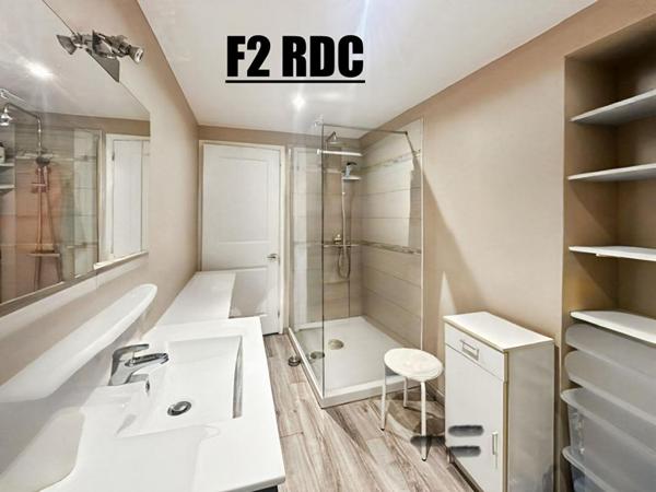 INVESTISSEZ SEREINEMENT : Immeuble de rendement 2 LOGEMENTS, clé en main !