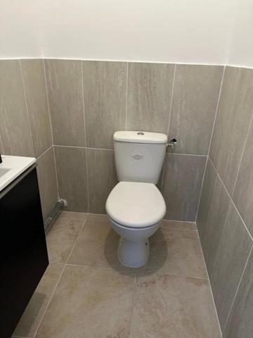 Vente                                                      Maison de village
                        
                     4 pièces                      115 m2                     à Joussé