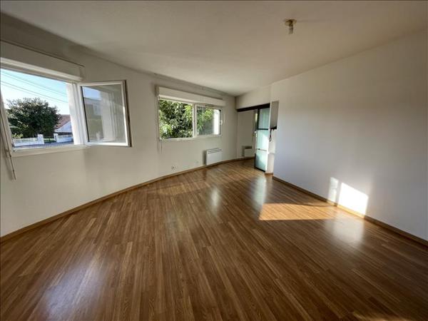 Appartement à louer 796 € CC St-Paul-lès-Dax 4 p 87 m² DPE C