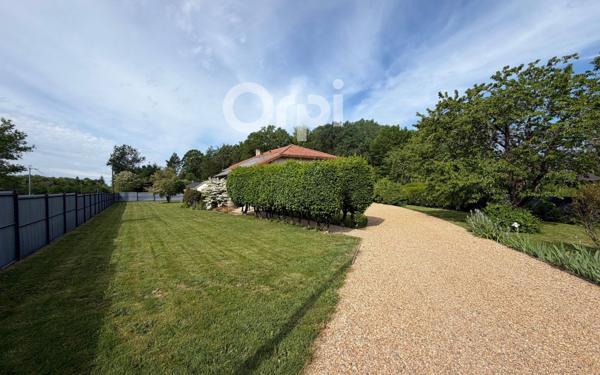 Maison à vendre    4 pièces • 127,85 m2 Oradour-sur-Vayres