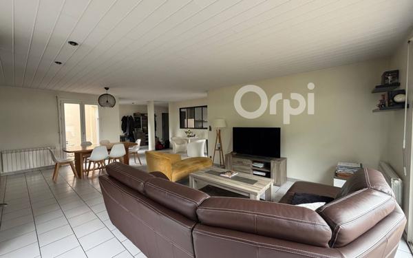 Maison à vendre    4 pièces • 127,85 m2 Oradour-sur-Vayres