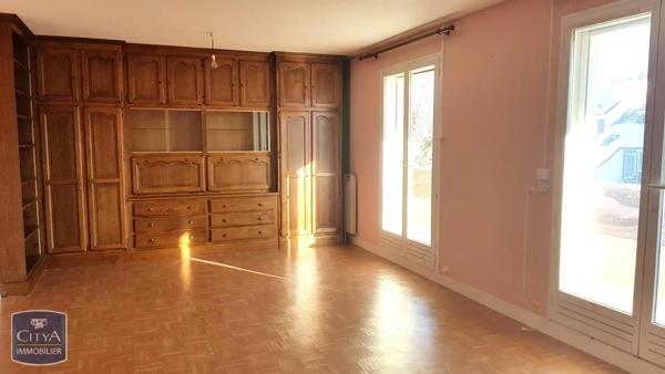 Appartement à louer 4 pièces 80.05m²
