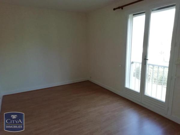 Appartement à louer 4 pièces 80.05m²