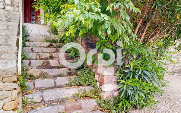 Maison à vendre    7 pièces •  Ruoms