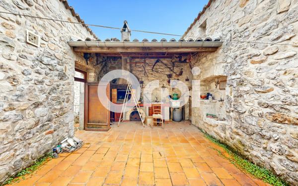 Maison à vendre    7 pièces •  Ruoms