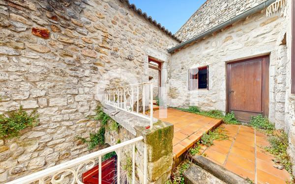 Maison à vendre    7 pièces •  Ruoms