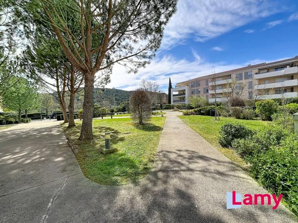 Appartement + parking