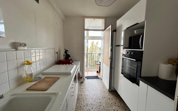 Appartement à vendre    4 pièces •  Talence