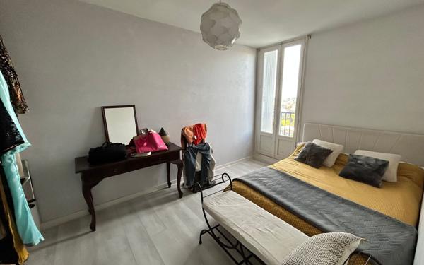 Appartement à vendre    4 pièces •  Talence