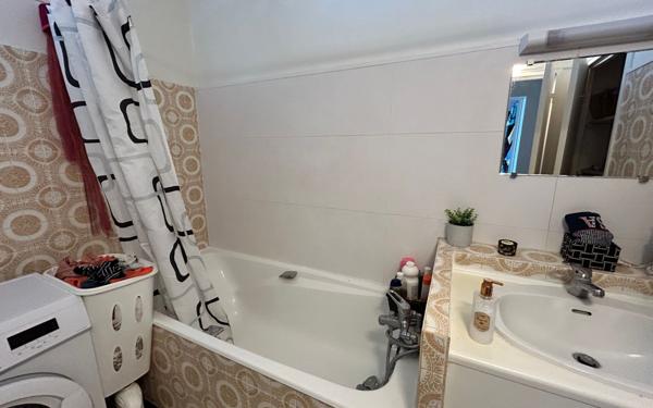 Appartement à vendre    4 pièces •  Talence