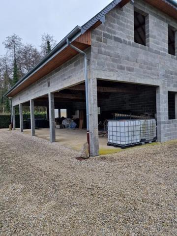 Vente                                                      Terrain
                        
                                         9231 m2                     à Houry