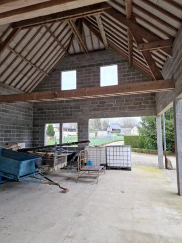 Vente                                                      Terrain
                        
                                         9231 m2                     à Houry