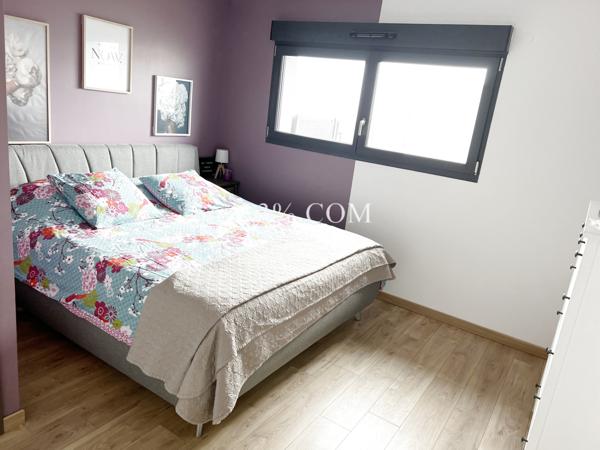 Maison 6 pièce(s) 4 chambre(s) 140 m²