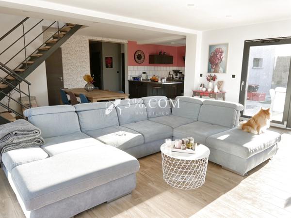 Maison 6 pièce(s) 4 chambre(s) 140 m²