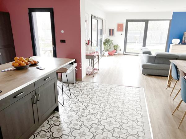 Maison 6 pièce(s) 4 chambre(s) 140 m²