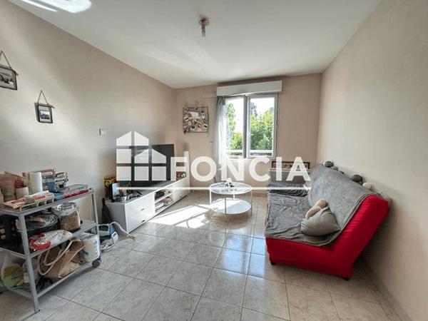 Location Appartement 2 pièces 35.51 m² - N°23, RUE SAINT BRICE Chartres 28000