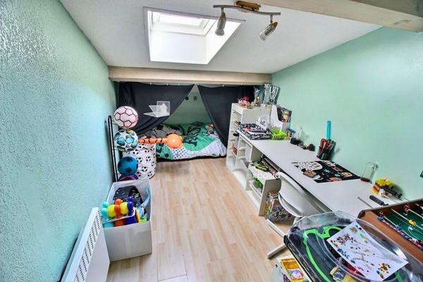 CARQUEIRANNE T3 DERNIER ETAGE - QUARTIER PORT