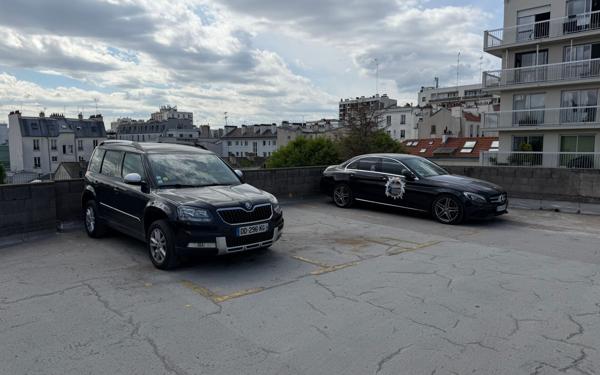 Stationnement à vendre    18 m2 Paris 18