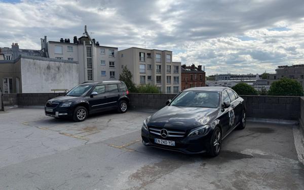 Stationnement à vendre    18 m2 Paris 18