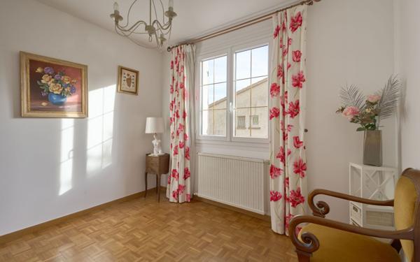 Maison à vendre    5 pièces • 92 m2 Manosque