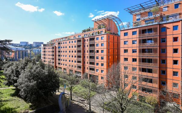 Appartement T3 de 95 m² avec terrasse et possibilité garage – Lyon 6 Cité Internationale