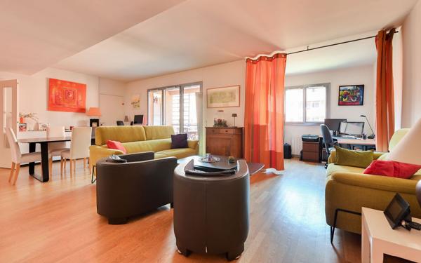 Appartement T3 de 95 m² avec terrasse et possibilité garage – Lyon 6 Cité Internationale