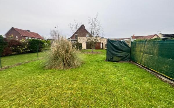 Maison à vendre    3 pièces • 87 m2 Faverolles