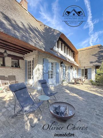 Chaumière 8P de 305m2 utiles sur 1579m2 de terrain avec garage