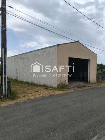 Maison familiale avec beaux volumes et hangar de plus de 160 m² – Chérac, entre Cognac et Chaniers