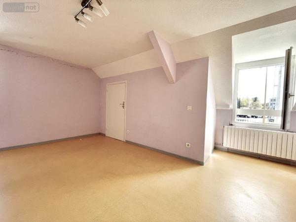 Maison à vendre à Saint-Chély-d'Apcher en Lozère (48200), ref : 48032-223