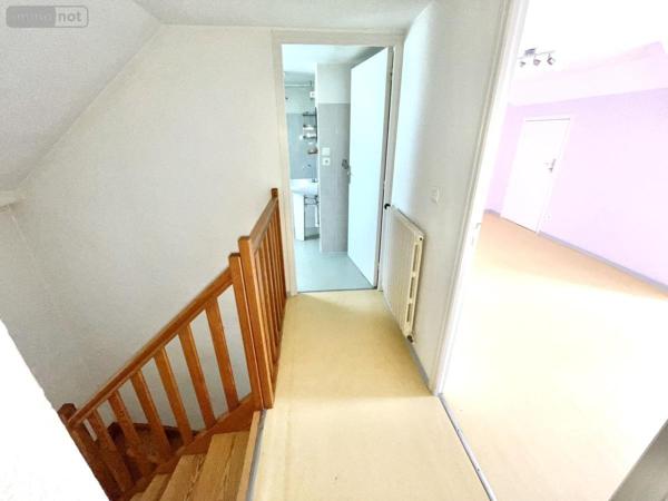 Maison à vendre à Saint-Chély-d'Apcher en Lozère (48200), ref : 48032-223