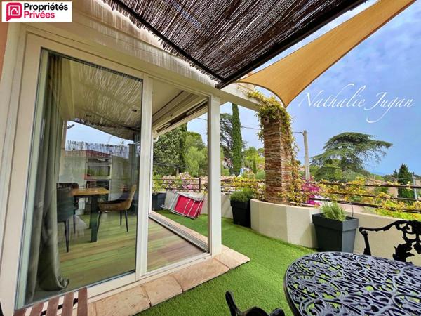 A vendre Coup de coeur - La Ciotat (83) - 3P de 93.5 m2 - VUE mer - Terrasse - Cellier - Cave - Jacuzzi - Stationnements