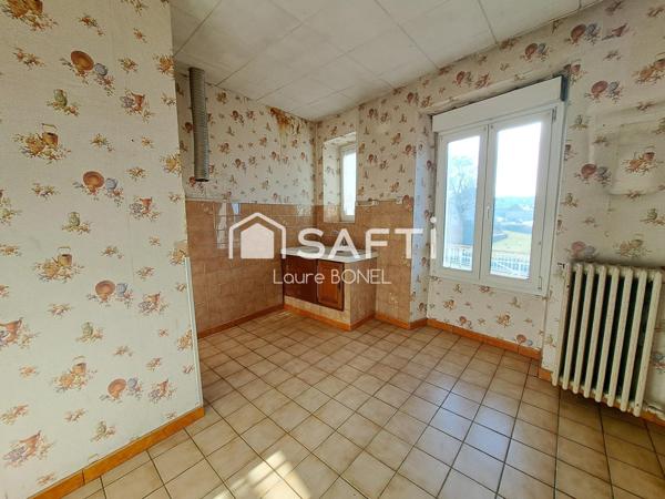 Maison de ville lumineuse à rénover et garage XXL