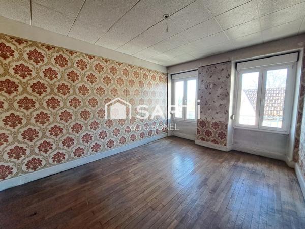 Maison de ville lumineuse à rénover et garage XXL