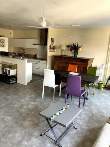 Appartement T4 spacieux et lumineux centre ville de Périgueux