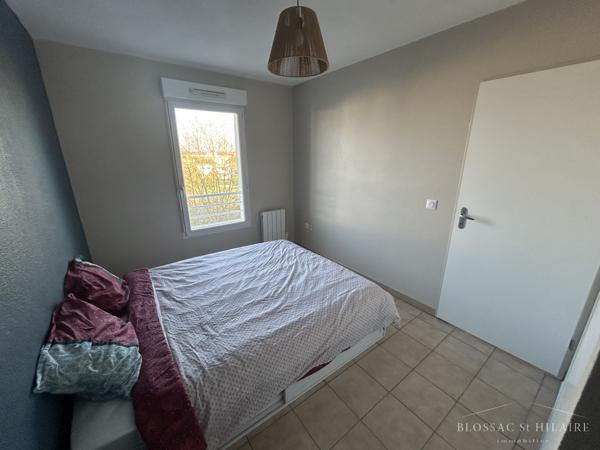 POITIERS, BOULEVARD SAINT JUST, T2 MEUBLE AVEC PARKING ET BALCON