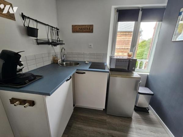 APPARTEMENT au dernier etage de la copro FACE MER