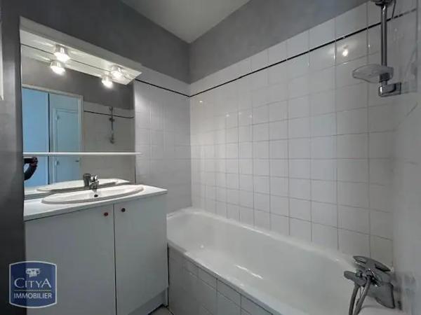 Appartement à louer 2 pièces 42.89m²